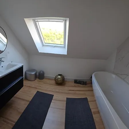 Deux Maisons Reunis Par Le Jardin Et Sa De Plage, A 8min A Pieds Des Plages Et De L'ocean * Batz-sur-Mer